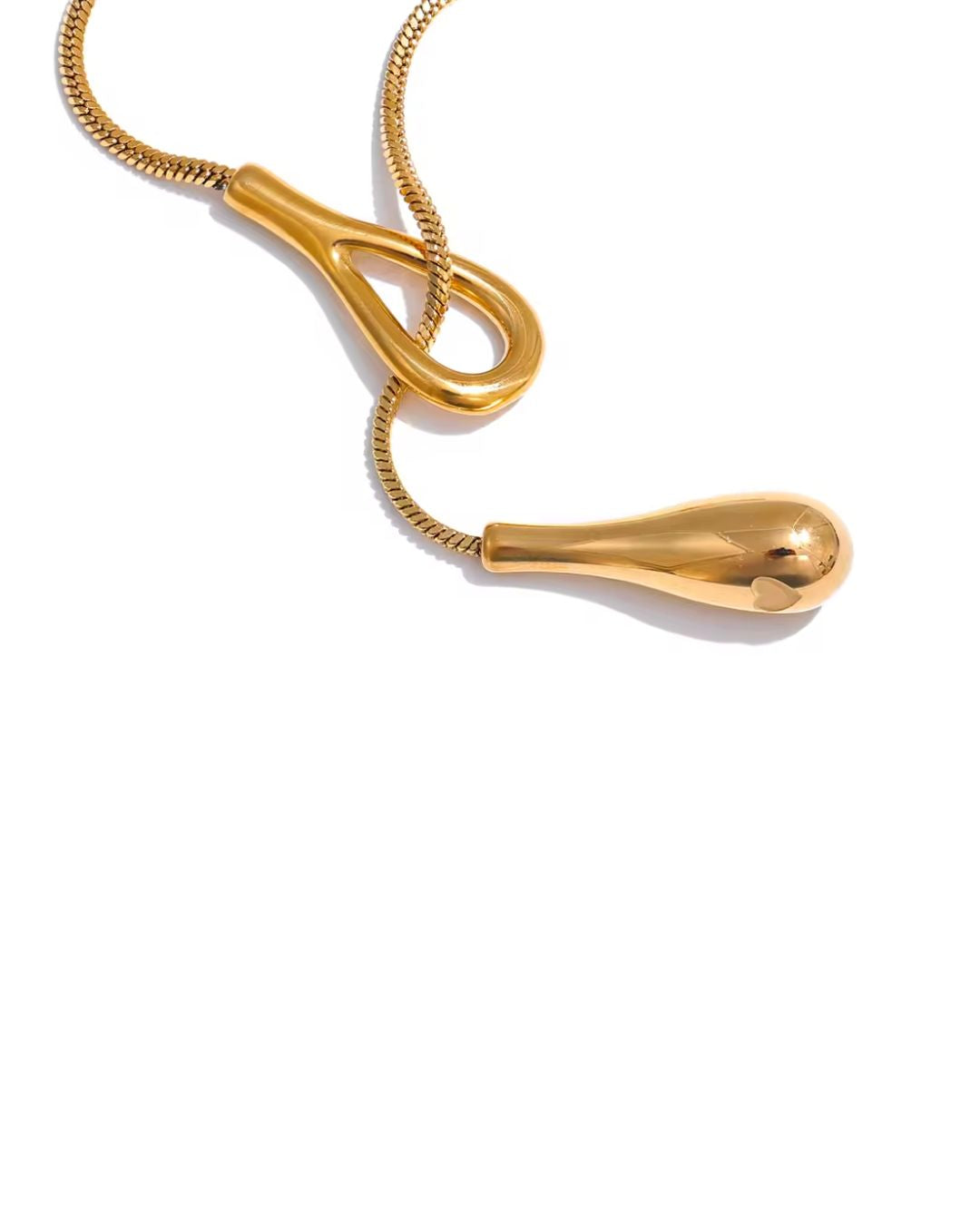 Colar Feminino Dourado com Pingente Gota Elegante