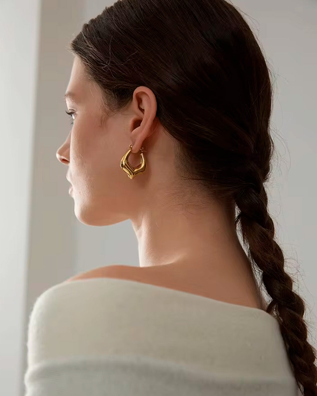 Brinco de Argola Feminino Quadrado Dourado Elegante