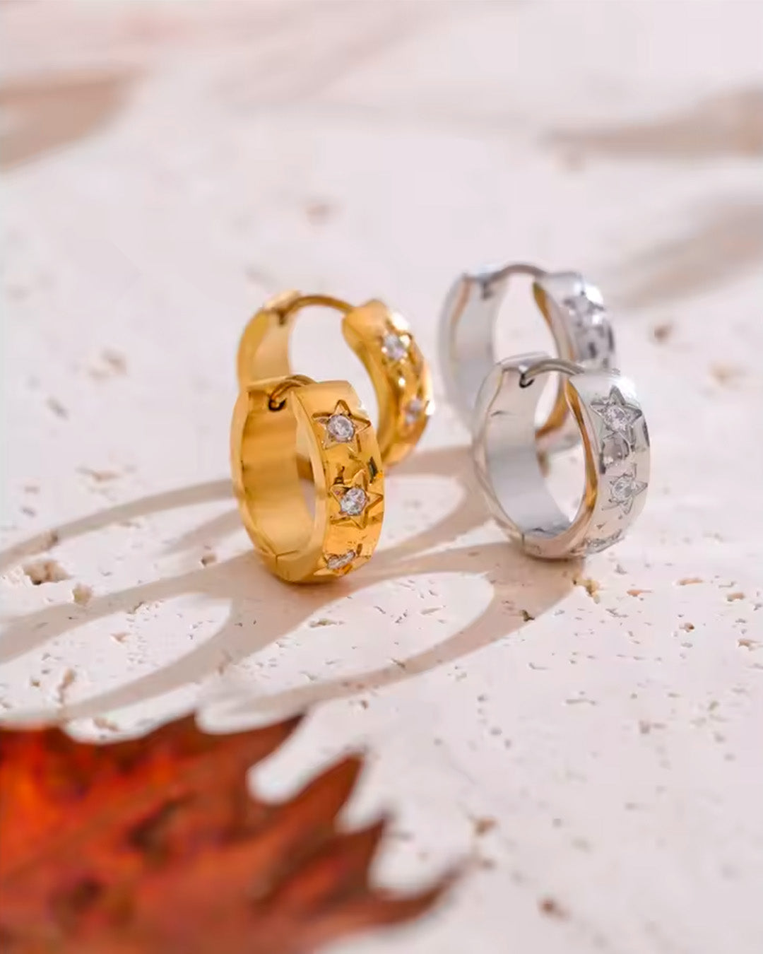 Brinco de Argola Feminino com Zircônia Dourado Elegante