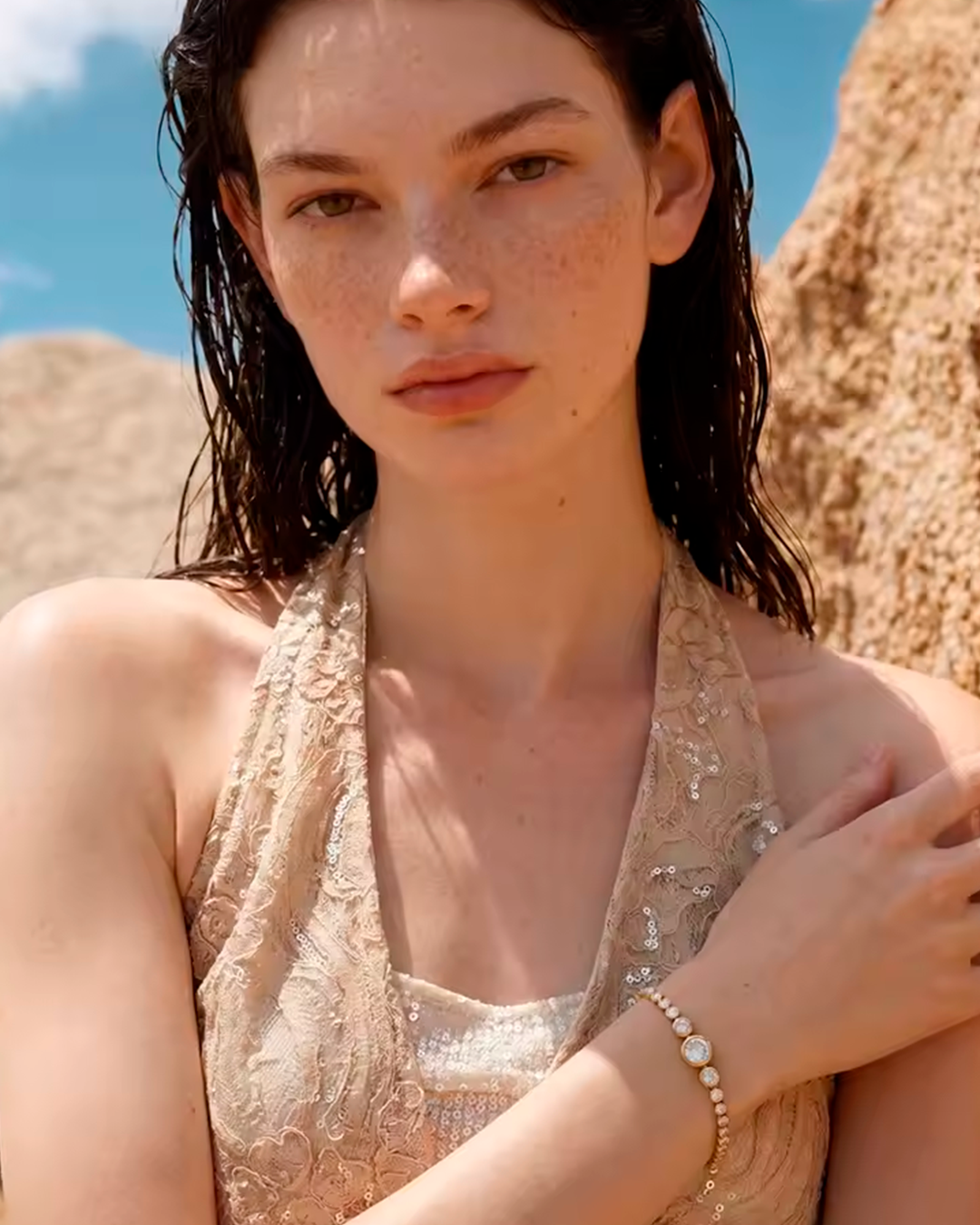 Pulseira Feminina Riviera com Zircônia Dourada Elegante