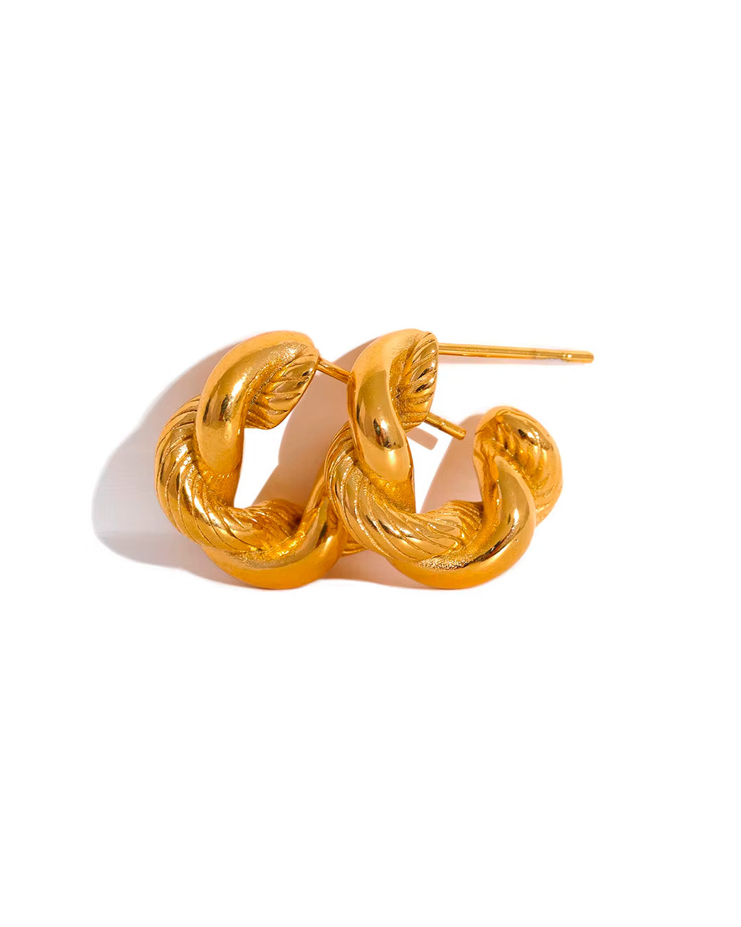Brinco Feminino Dourado Design Trançado Moderno