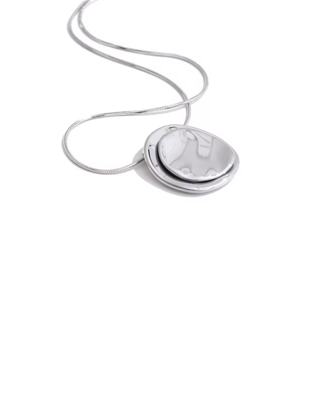 Colar Feminino Dourado Pingente Circular Minimalista