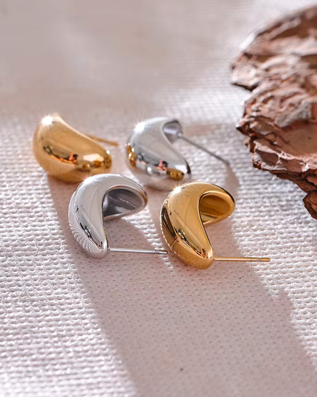 Brinco Feminino Dourado Elegante Oval Minimalista